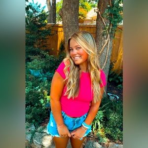 Meet your Posher, Belle